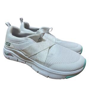 Skechers Women's 10 White Arch Fit Air Cooled‎ Modern Rhythm Slip On Sneaker